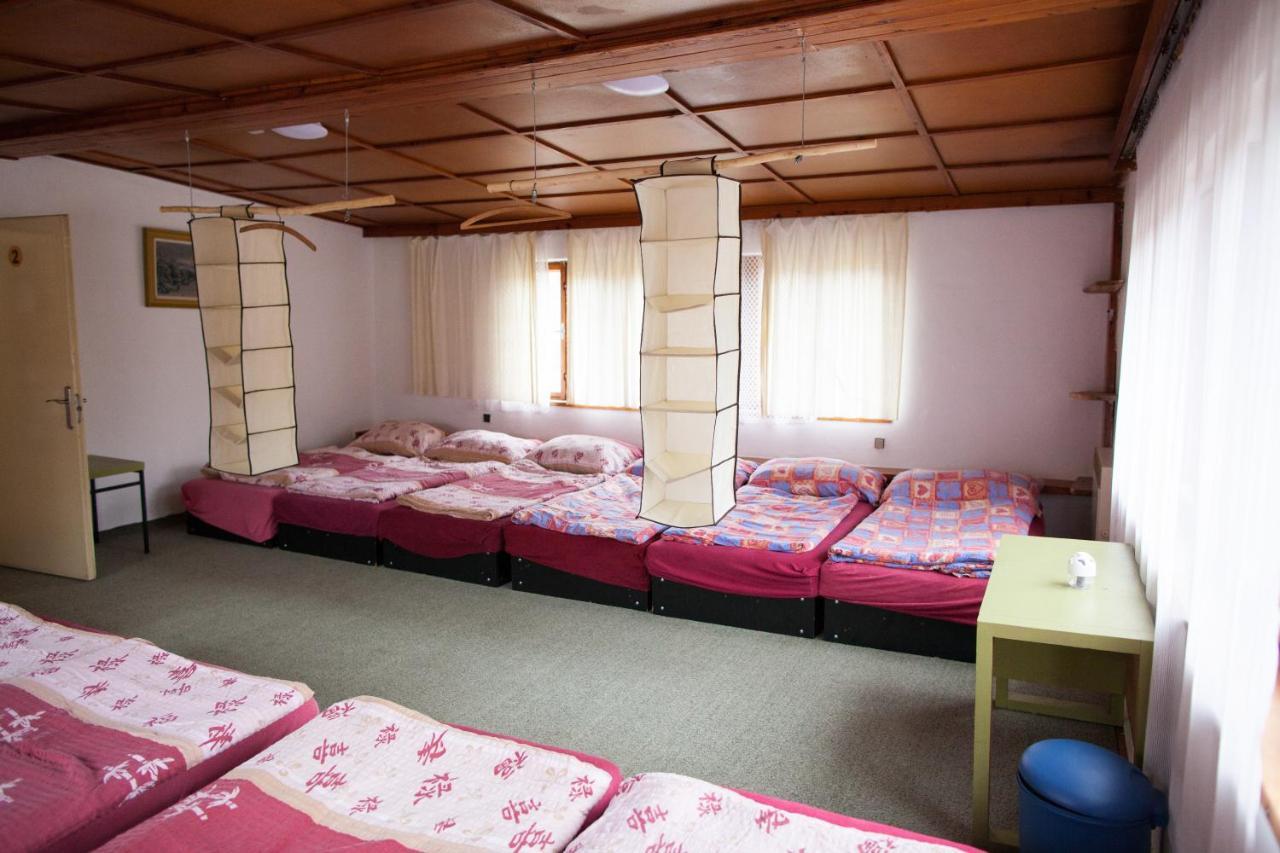 Galerka Lisny Hotel Bagian luar foto